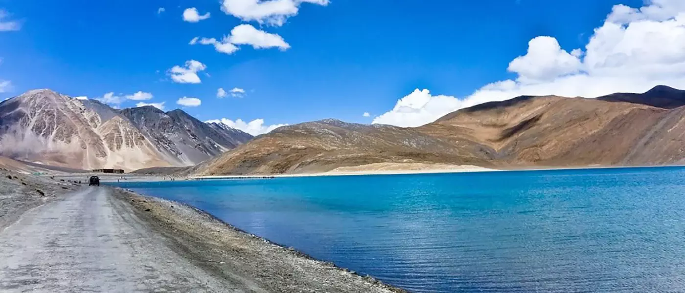 Wonderful Ladakh Package Tour Booking from Kolkata, India with TouristHubIndia - The Best Ladakh Package Tour Operator in Kolkata