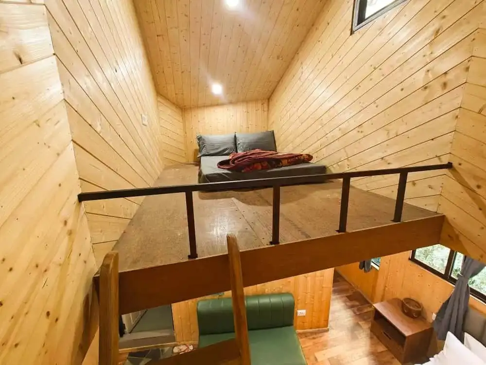 hotel in darjeeling with bike parking