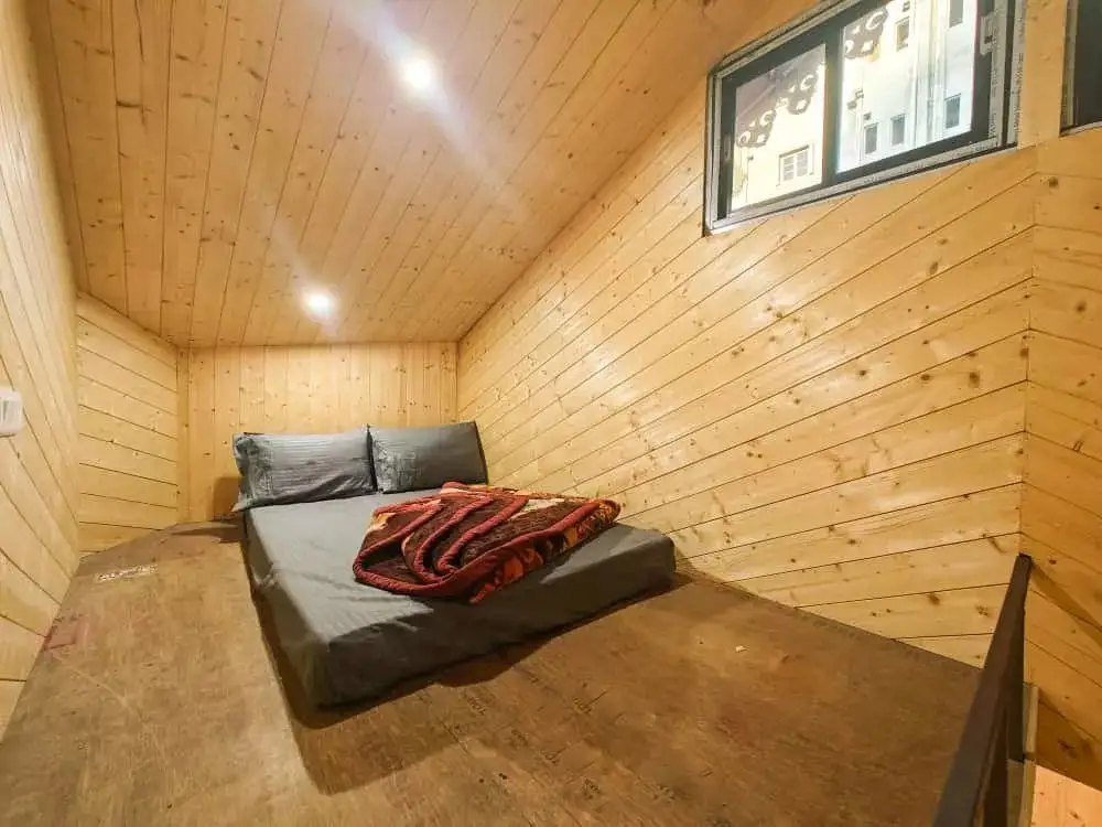 Booking hotel in darjeeling