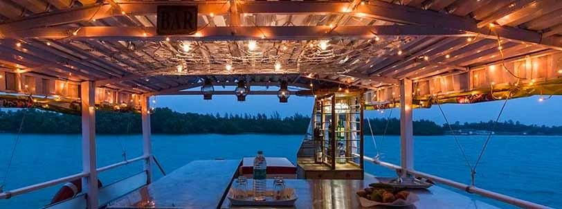 Wonderful Sundarban houseboat tour package with Touristhub Holidays - The Best Sundarban Tour Operator in Kolkata