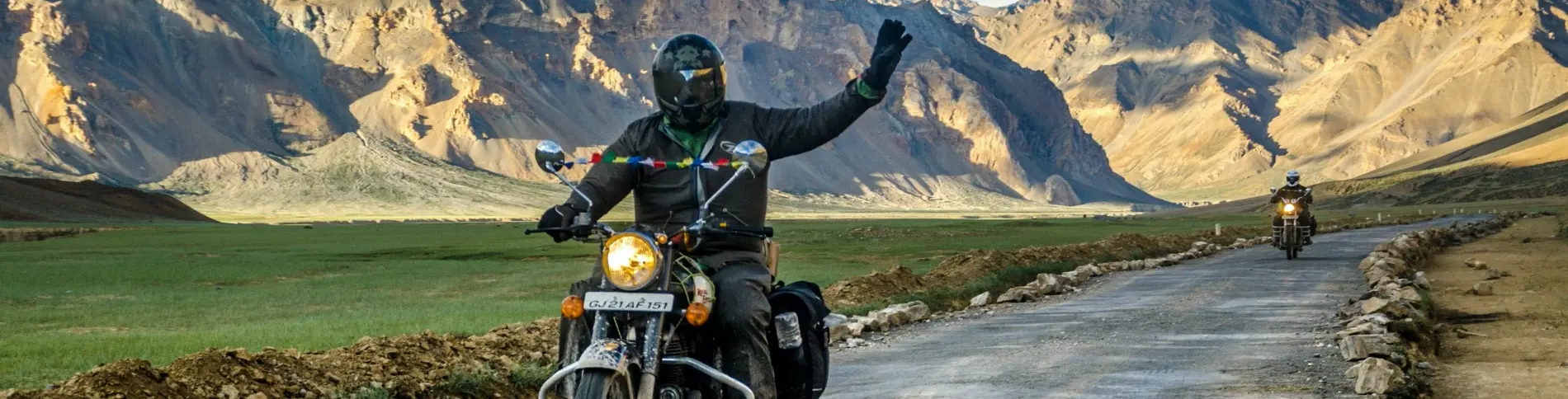 Wonderful Ladakh Package Tour Booking from Manali, India with TouristHubIndia - The Best Ladakh Package Tour Operator in Kolkata