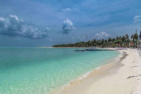 visit Lakshadweep island with touristhubindia