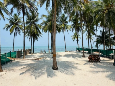 sea-shore-resort accommodation