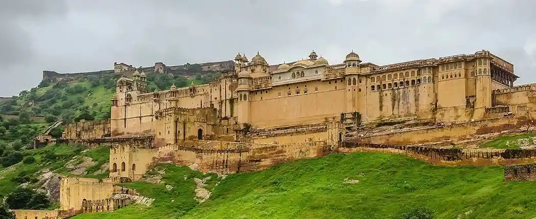 Rajasthan trip from Pune with Touristhub Holidays