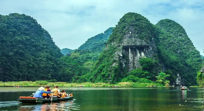 tours to Vietnam to Nagpur with Touristhub Holidays