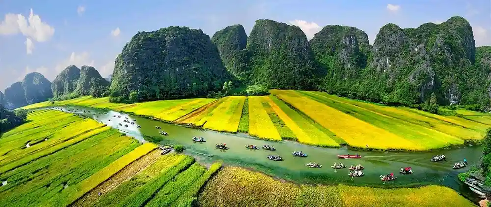 Vietnam packge tour from Nagpur with Touristhub Holidays