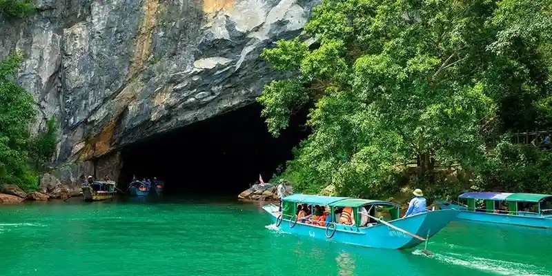 Vietnam tour packages from Nagpur with Touristhub Holidays